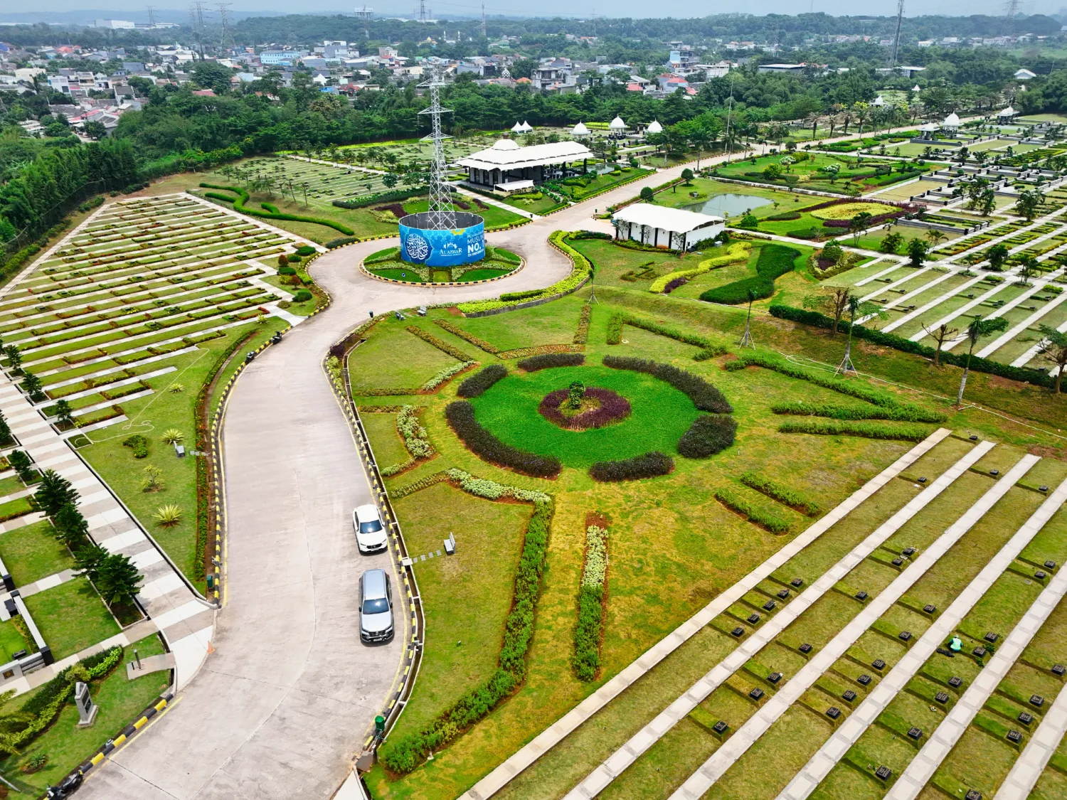 14 Al-Azhar Memorial Garden